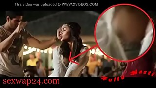 Alia Bhatt bollywood Nipple and breast (sexwap24.com)