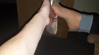 [Amateur Tickling] Wife Nylon Feet Tickling